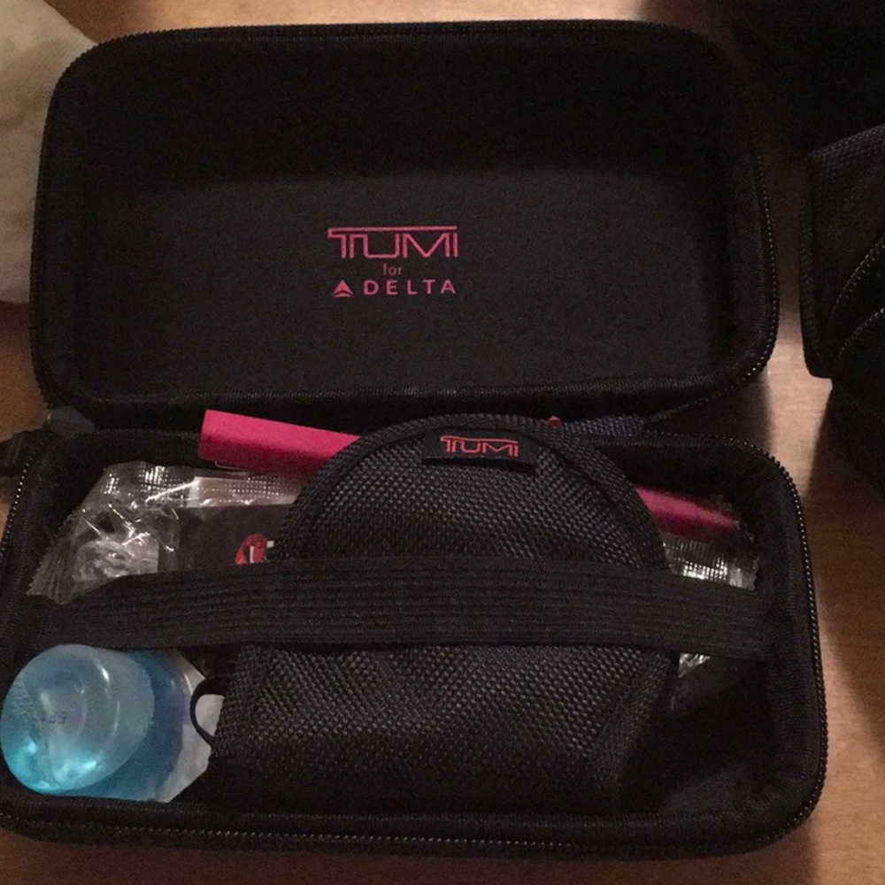Tumi airplane kit from first class